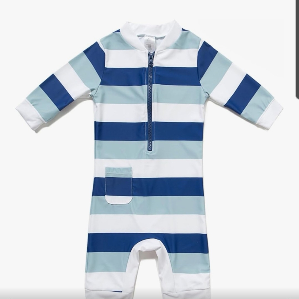 Bonverano Blue & White & gray  Striped Rashguard Swimsuit size 3-6mo with Hat